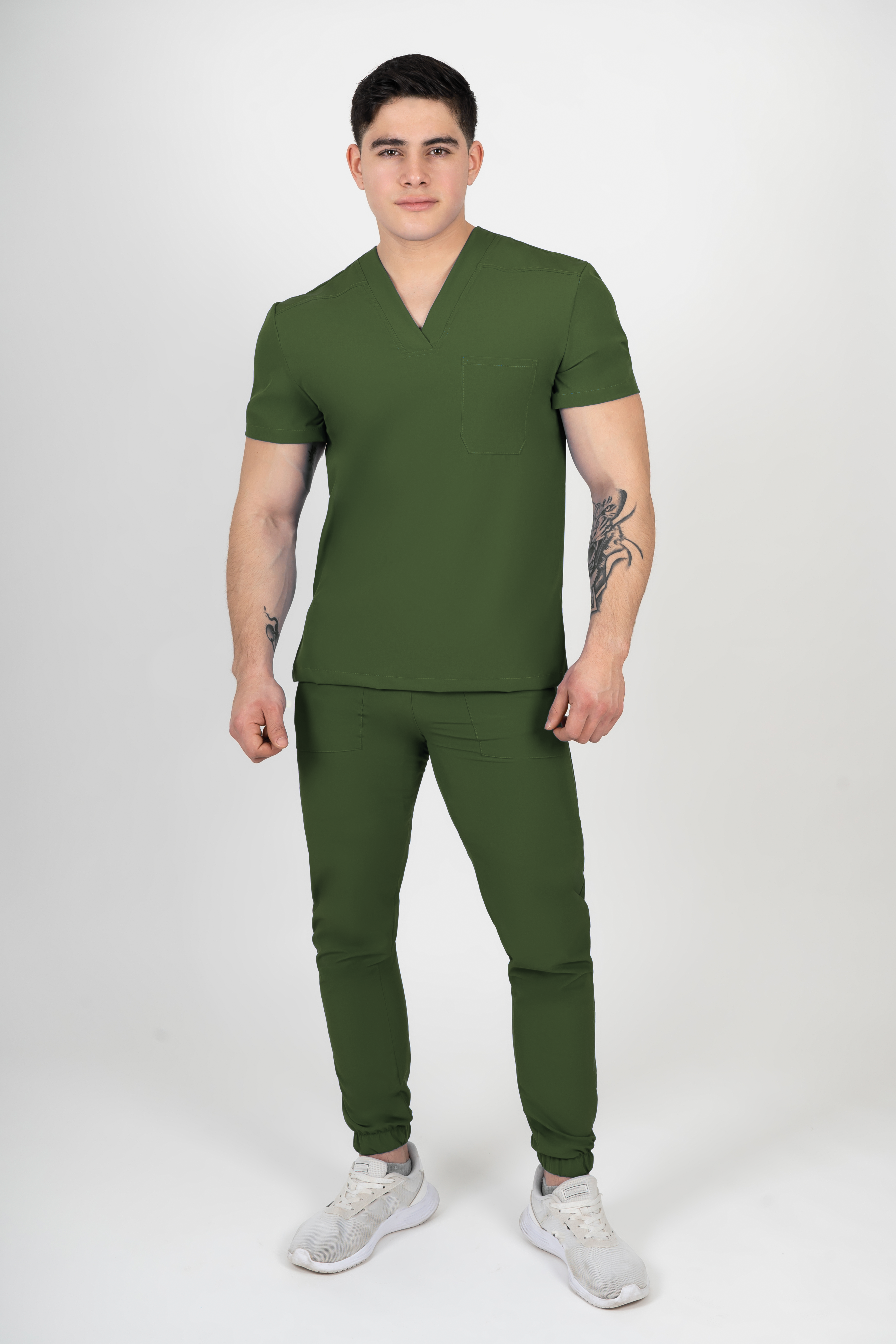PIJAMA QUIRURGICA BRAVE JOGGER | VERDE MILITAR